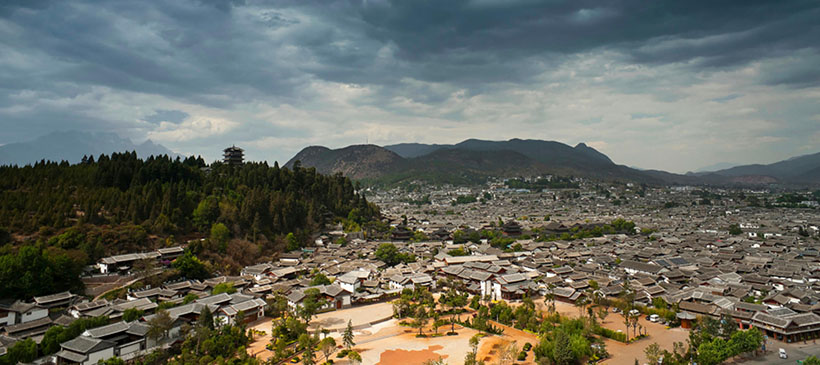 夜风徐徐入门庭猜打一最佳准确生肖,词语释义赏析与生肖运势甄选解析